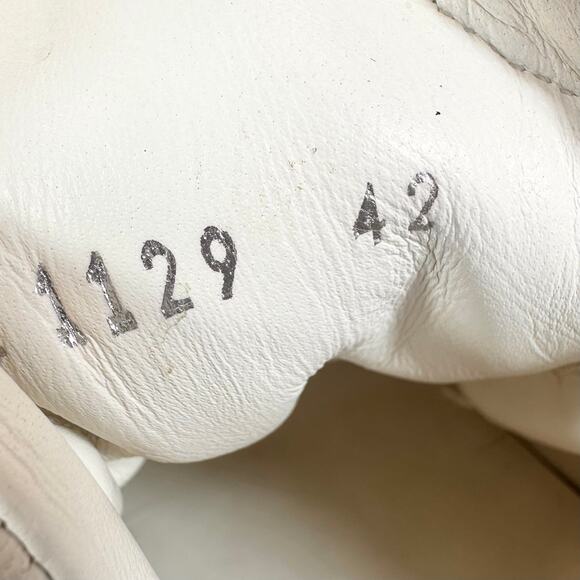 Louis Vuitton Monogram Archlight Sneaker - Women’s 12 - Picture 7 of 8